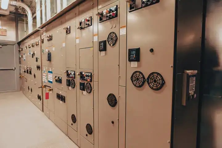 CoreSite LA2 UPS Room